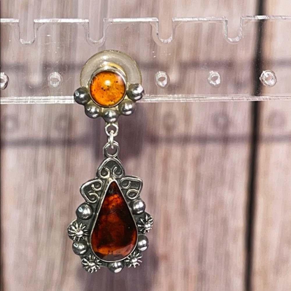 Silver and Amber SINGLE earring- 925 Mexico TV-151